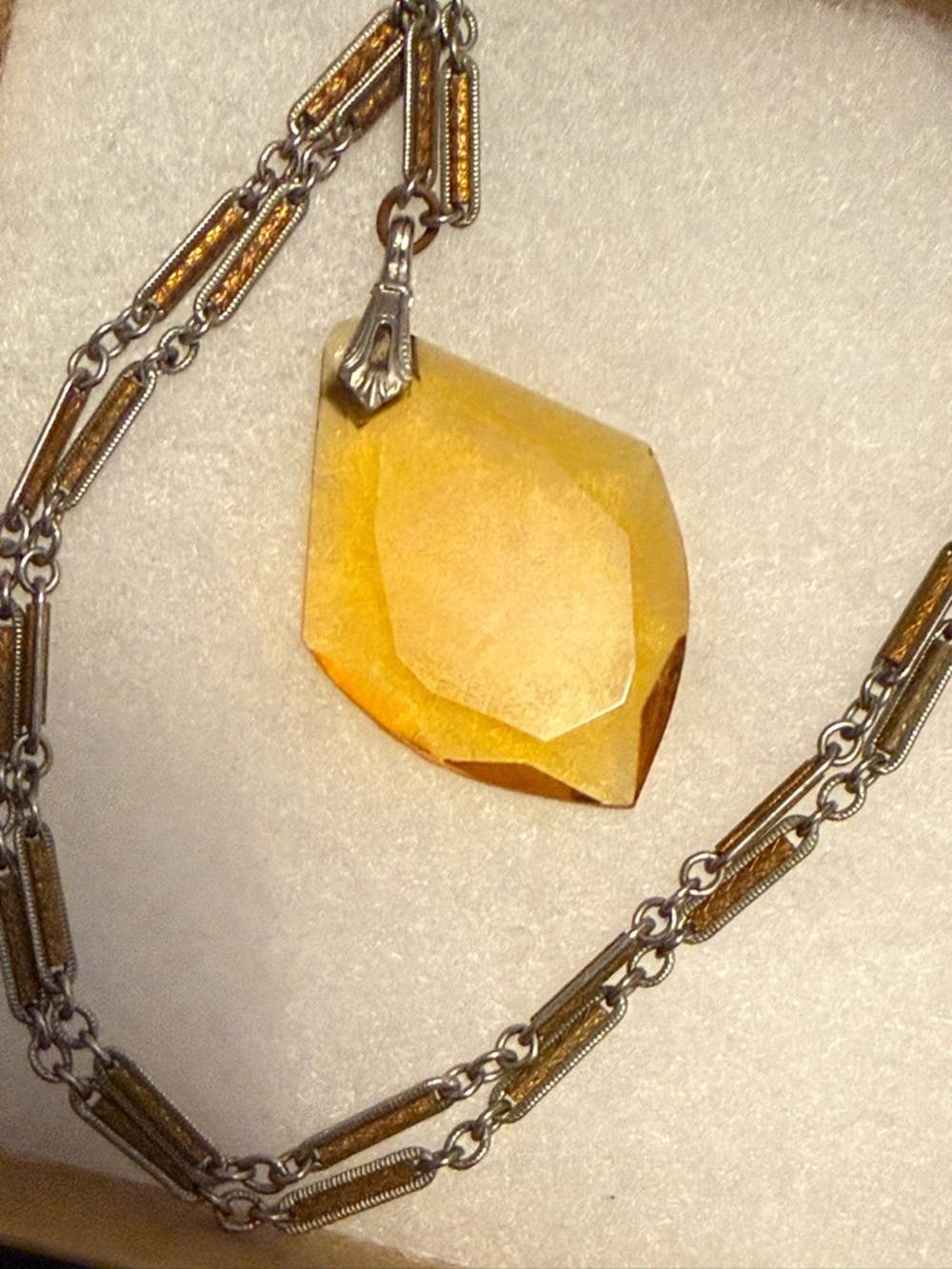 Antique Art Deco Citrine/Amber Crystal Glass Pendant Necklace - Picture 6 of 6